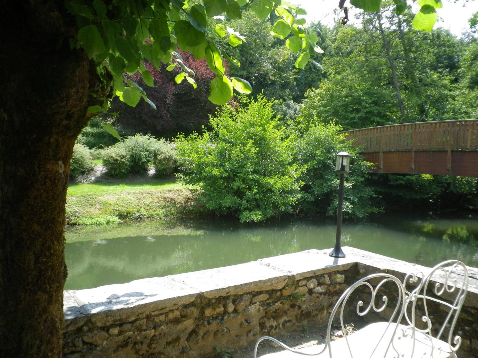 Hotel-Restaurant Ricordeau Loué Exterior photo