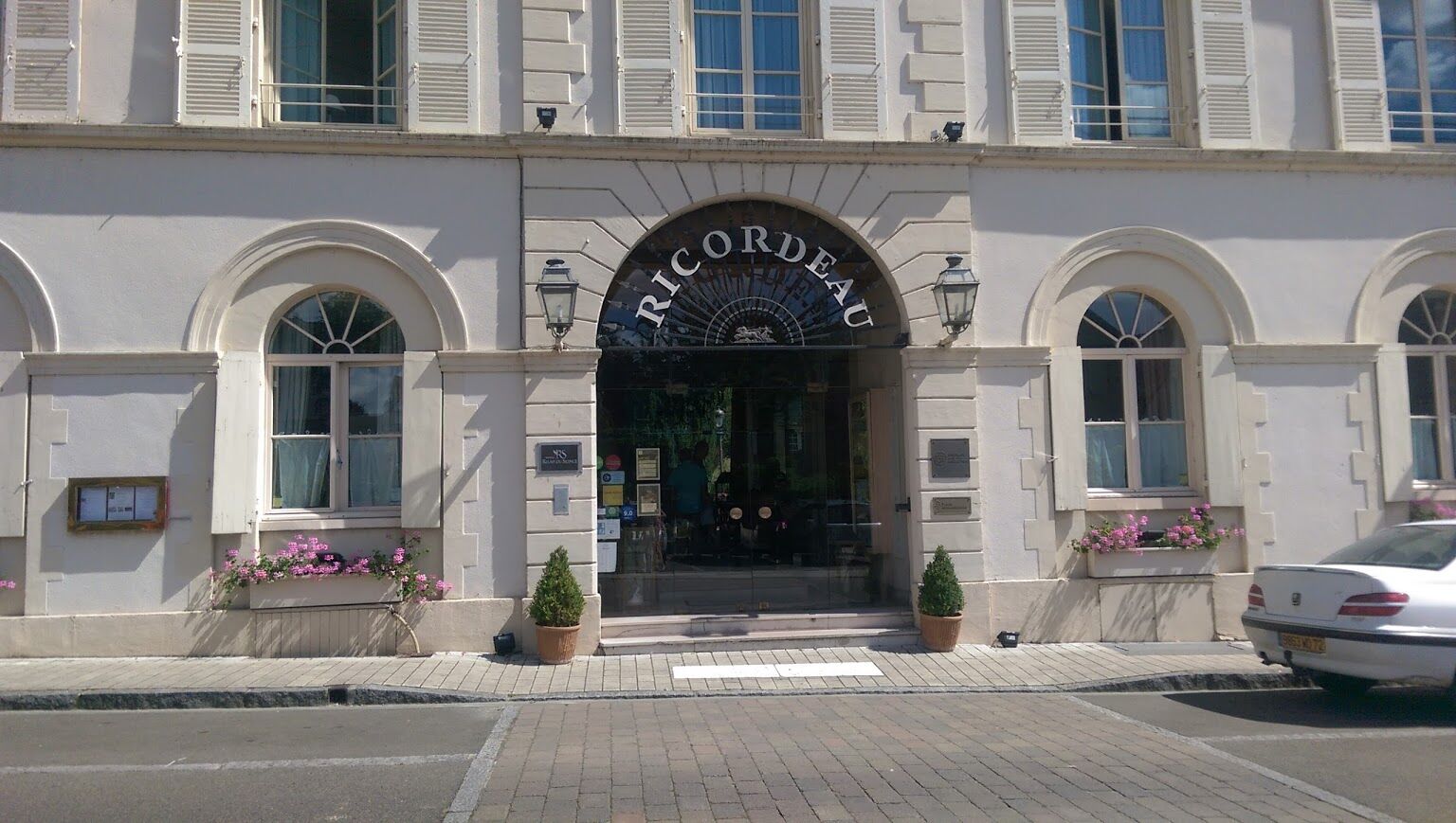Hotel-Restaurant Ricordeau Loué Exterior photo